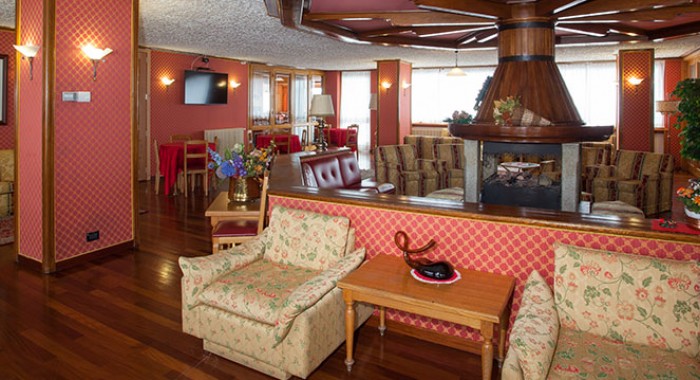 Hotel Breuil, Cervinia ski chalet, image 6
